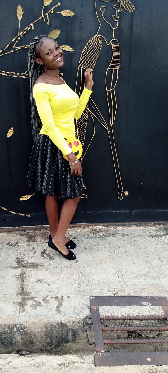 mofebillions_'s tweet photo. A yellow blouse & yelloads of happiness. #yellowcombo #HappySunday
#BringBackOurBoys #MTNYelloStar #davido #AnthonyJoshua #ReginaHall https://t.co/9YdhPHn6sJ