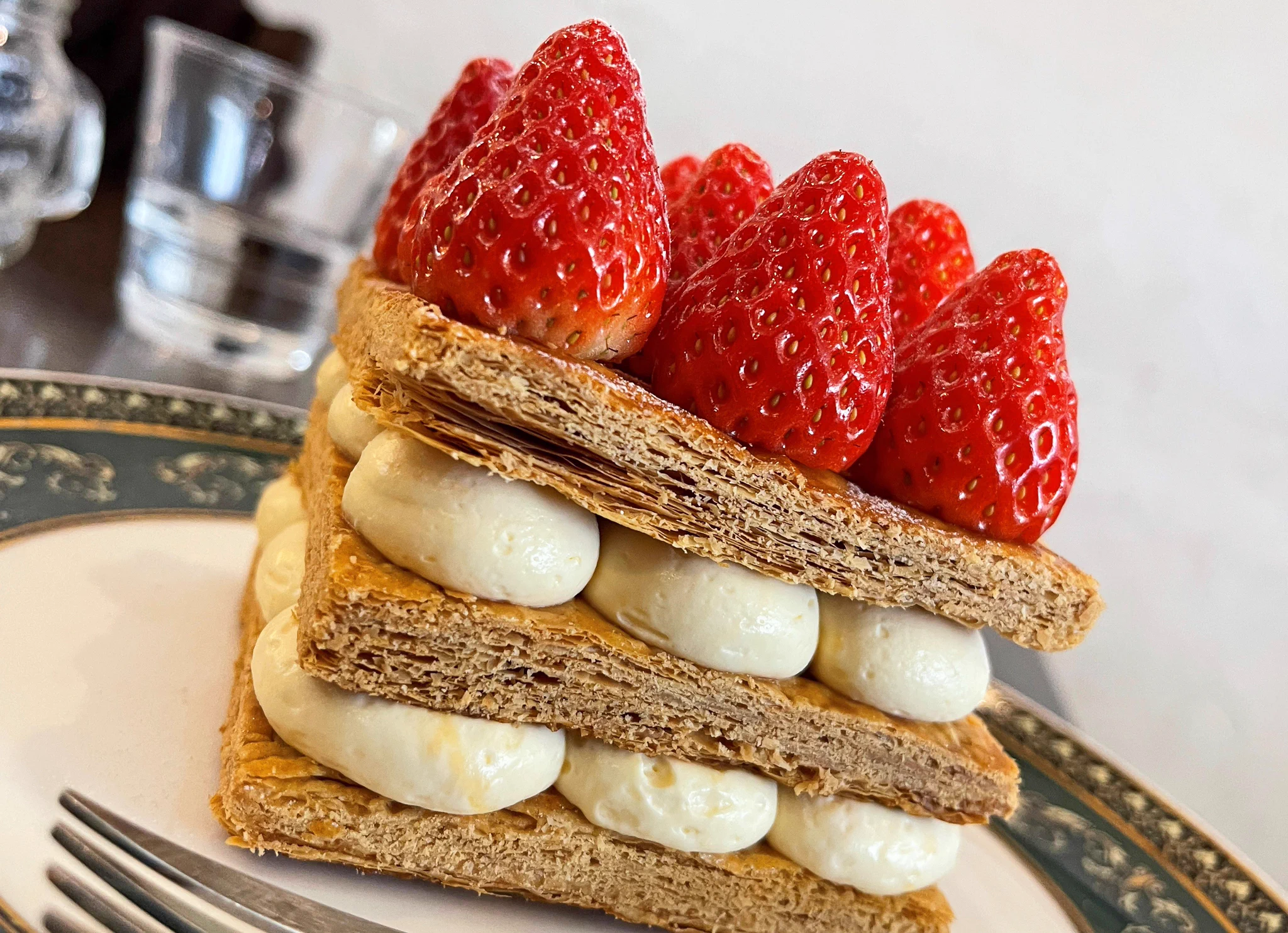 高田馬場駅から徒歩9分のリスカフェさんの気になるミルフィーユ。