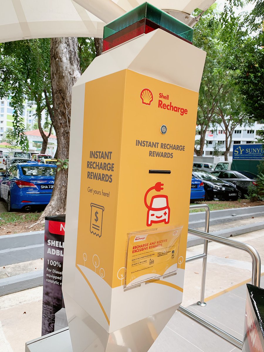 TeslaOwnersSG's tweet image. Shell rolls out EV charging stations in existing petrol stations in SG⛽️ Great to see Shell pivoting their business model for a more sustainable future!