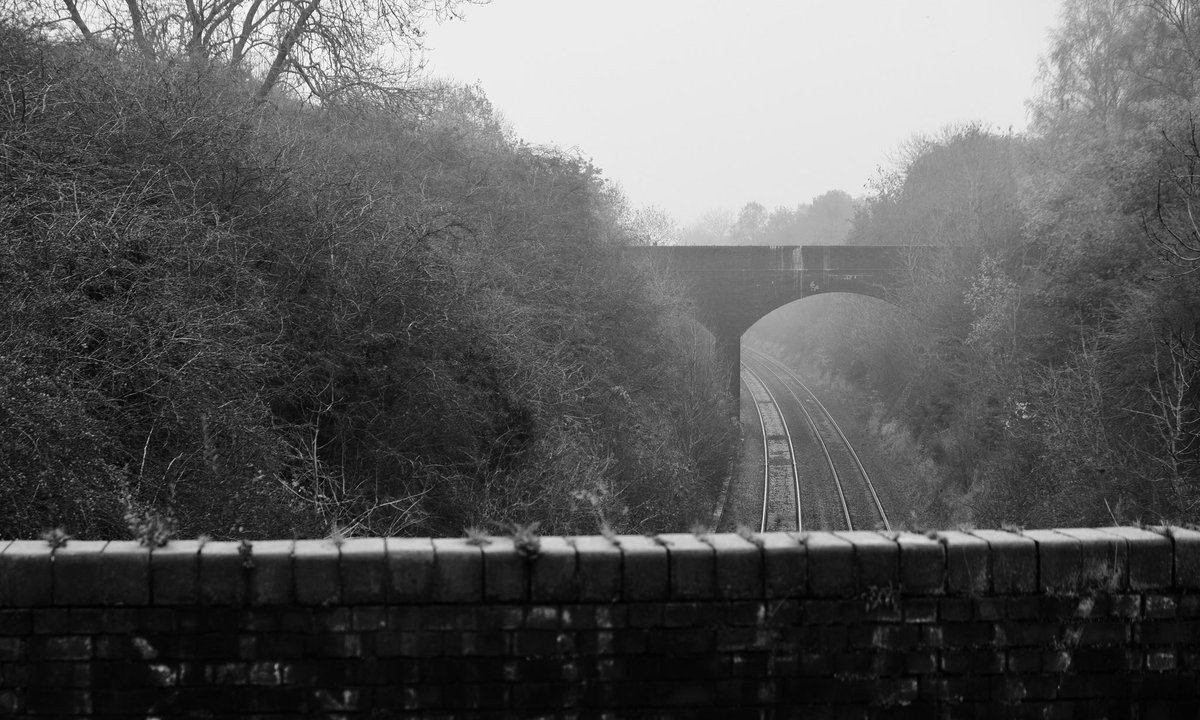 Somewhere over the railway. 
#blackandwhitephoto #blackandwhitephotography #railwayphotography #bnwlandscape