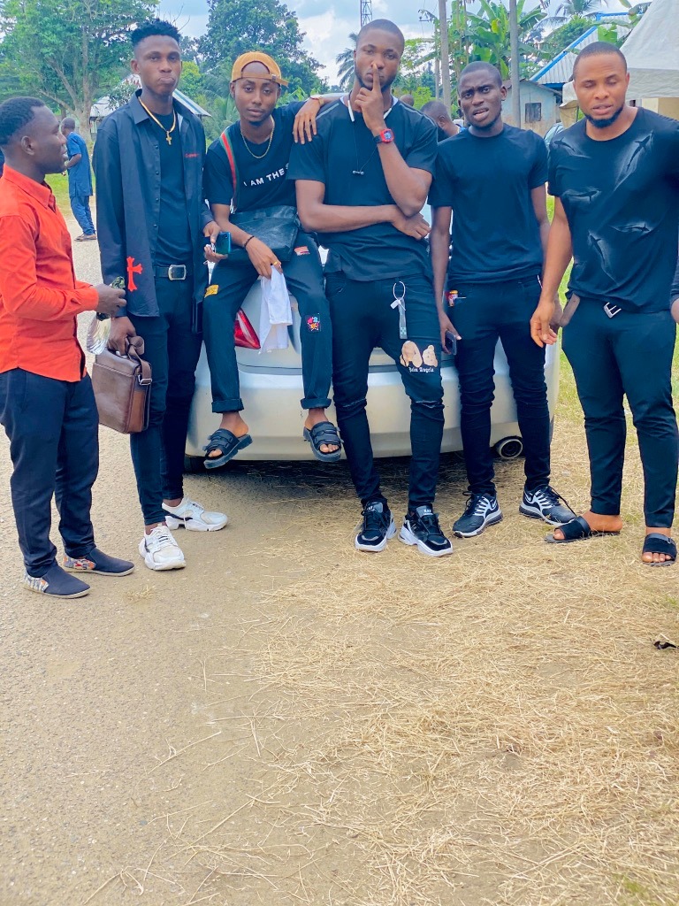 Snazzyteee's tweet photo. No guilt in life, no fear for death... #HappySunday 

#davido #MTNYelloStar #BringBackOurBoys Anthony #AJvsPulev, Kubrat Pulev Regina Hall Eminem Video Edit Kemi Olunloyo Fury Karma #HighEsteem #HEsquad #HighEsteemEntertainment🦅 https://t.co/liua7jXHaK