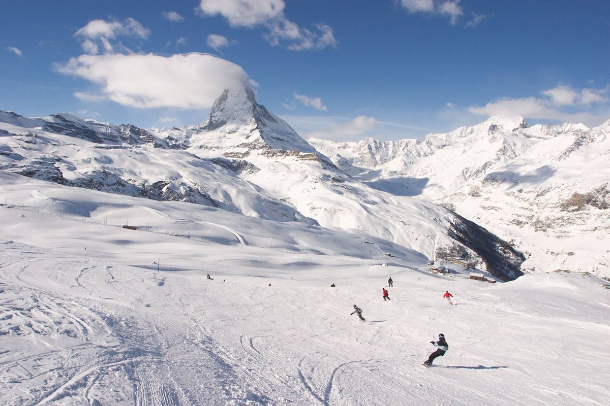 TSnowseeker's tweet photo. Retweet if you miss skiing and/or snowboarding, tag a friend below and drop me a follow! Are you going skiing or snowboarding soon? Feel free to DM or tag me if you’re happy too be featured!

Pic credit goes to: @cntraveller https://t.co/INZj0R520j