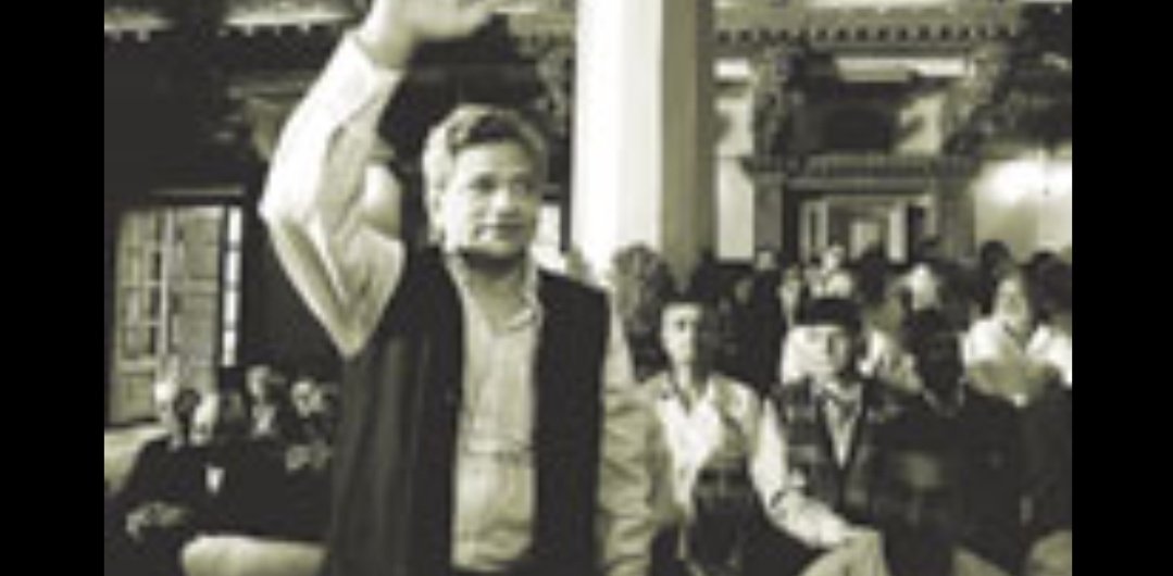 राजशाही जाती रही और माओवादियों के हाथ मे एक देश की सत्ता आखिर आ ही गयी। उन्होंने फिर 2006 में ही सीताराम येचूरी, डीपी त्रिपाठी और डी राजा को बुला कर नेपाली संसद में उनका खूब सम्मान किया, उनके लिए तालियाँ बजवाई।इनके मित्र बाबूराम भट्टराय आगे चल कर नेपाल के प्रधानमंत्री भी बने।