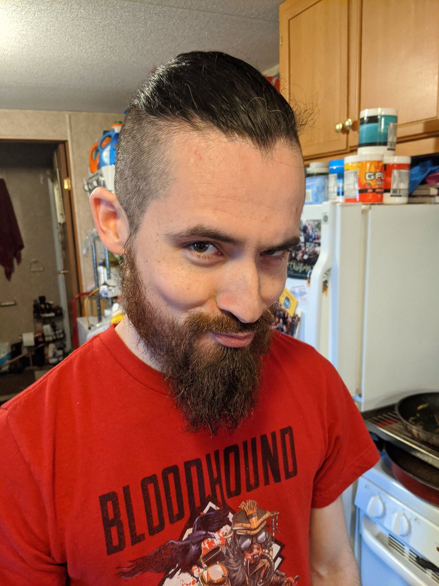 uncl0uded's tweet photo. @Jack_Septic_Eye Cross my husband's hair style a few years ago, with his facial hair now, and I'm reminded why Jacksepticeye is the Youtuber I find most attractive 🤣 https://t.co/8DXt5e03ns