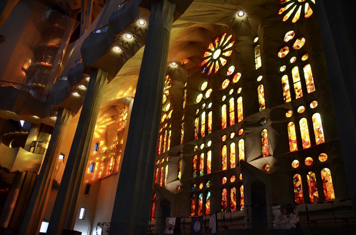 lightcolorgames's tweet photo. Day 13 - (light) pattern
Living life intensely leaves traces and patterns that resemble that of a stripped snake skin.
#pattern #art #design #farben #colours #kunst #lightpainting #lightpaintingphotography #gaudiarchitecture #interiordesign #gaudi #sagradafamilia #bcn #barcelona https://t.co/xzaCKtmEOz