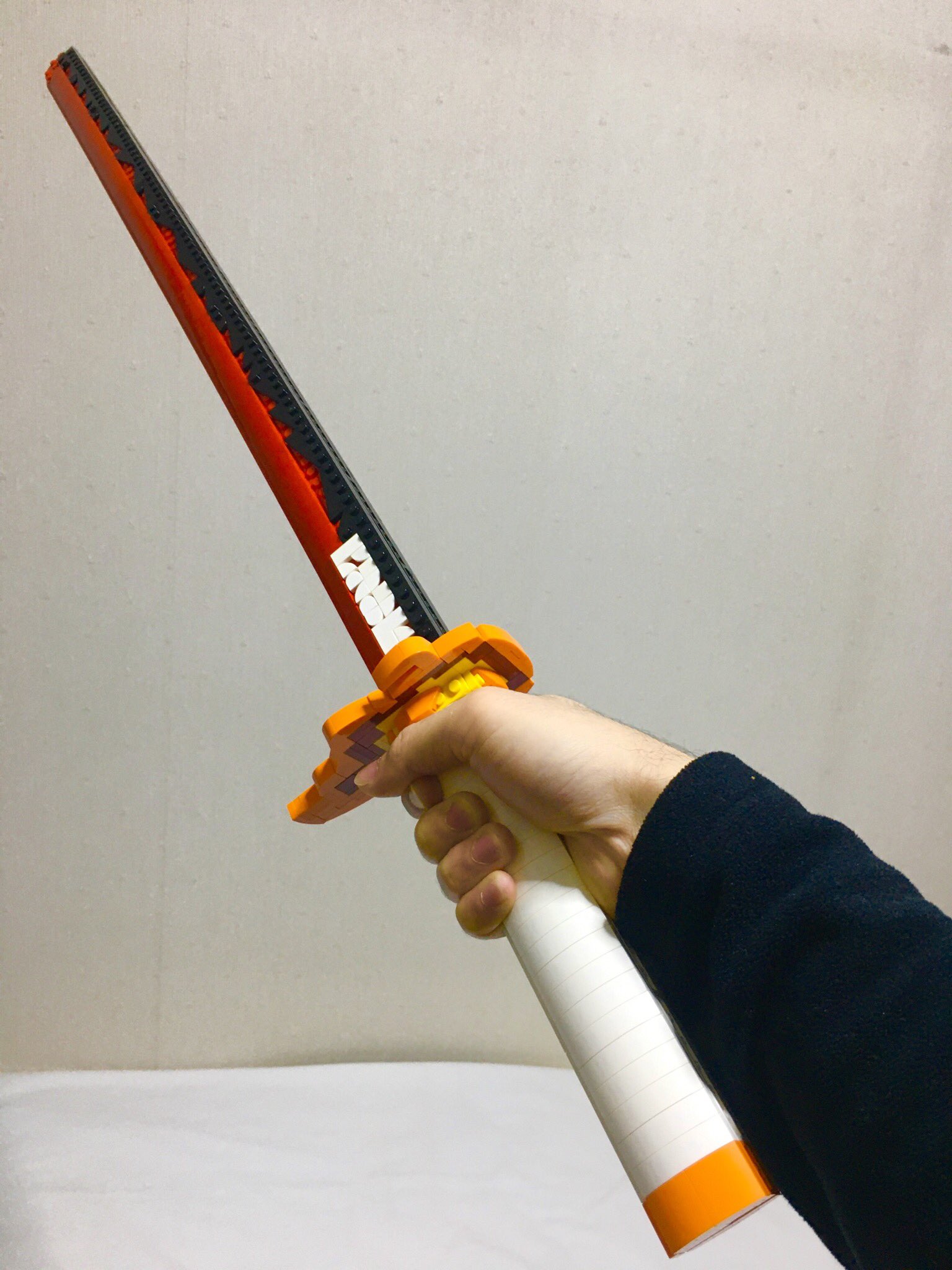 Dr Peisan レゴ寿司職人 レゴで煉獄杏寿郎の日輪刀を作りました 炭治郎に続き2本目の日輪刀です 鬼滅の刃 煉獄杏寿郎 日輪刀 無限列車編 Lego T Co Irxmmyxquh Twitter