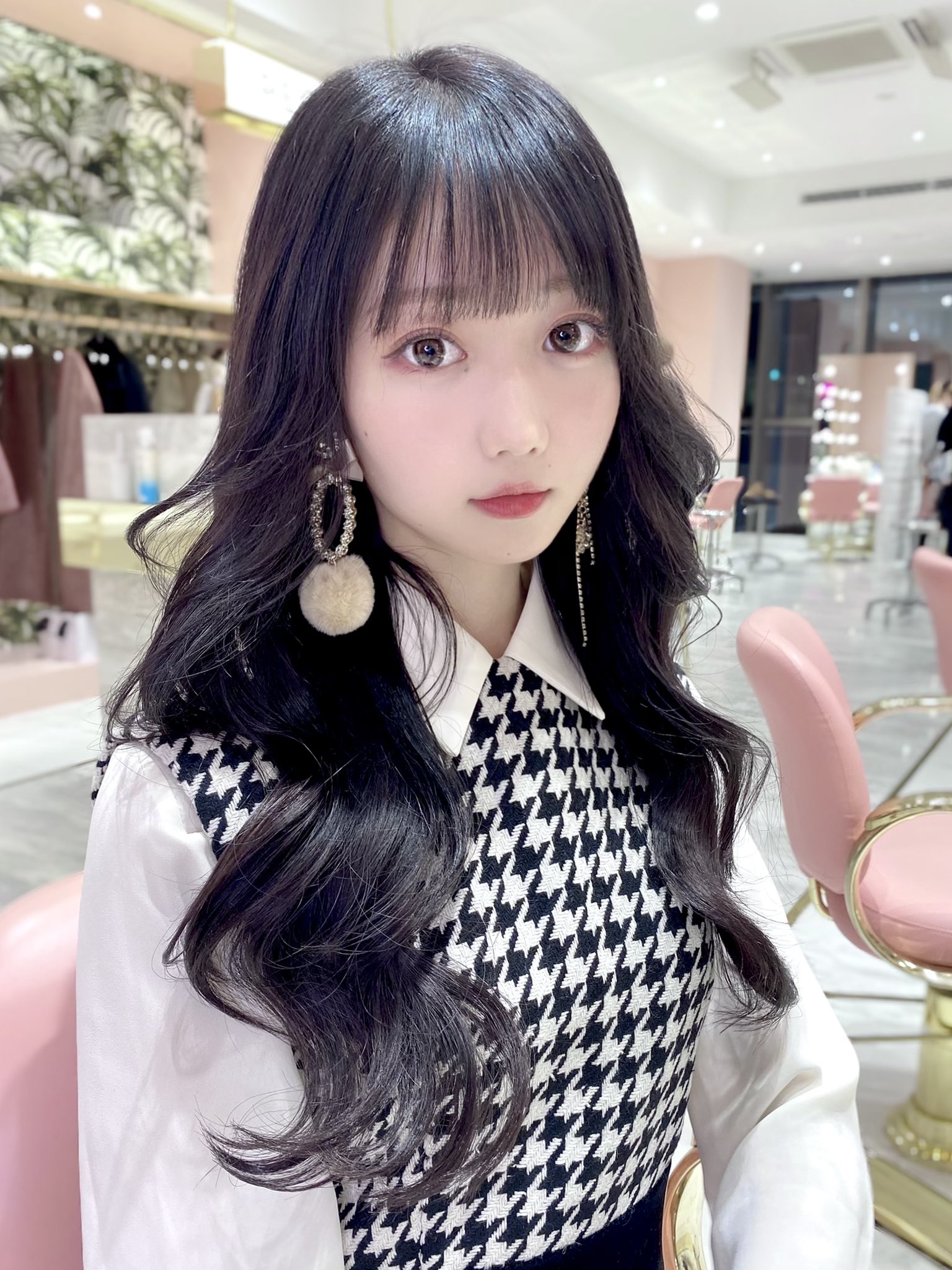 大谷 映美里 Tren Twitter 黒髪さん向けの垢抜けメイクです