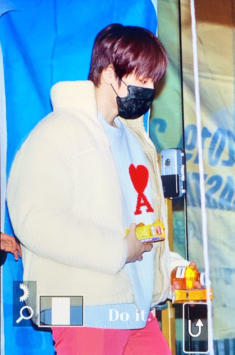 Doit041110's tweet photo. 201213
#도현 #남도현 #bae173 #비에이이173 https://t.co/r8djjPqMm6