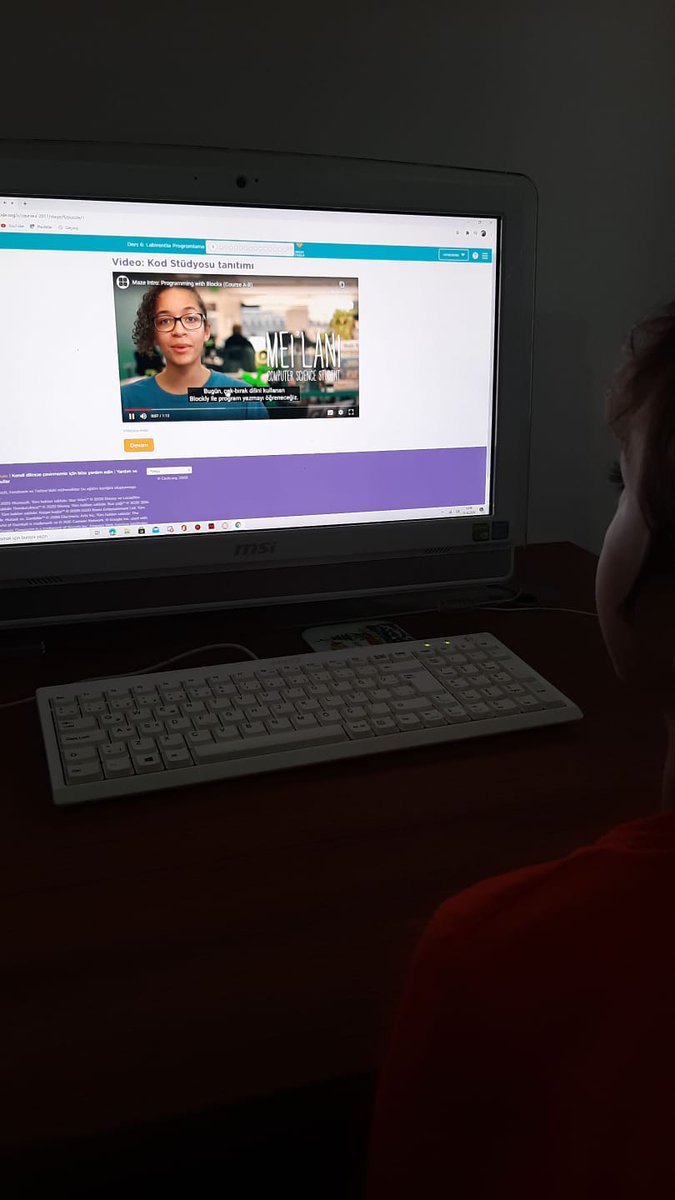 HarezmiKartal's tweet photo. Eğe Sanayi İlkokulu, Harezmi ile kodluyor 
#harezmiylekodluyoruz 
#HourOfCode 
@harezmimodeli @kartalmem https://t.co/oDvV7wNV1K