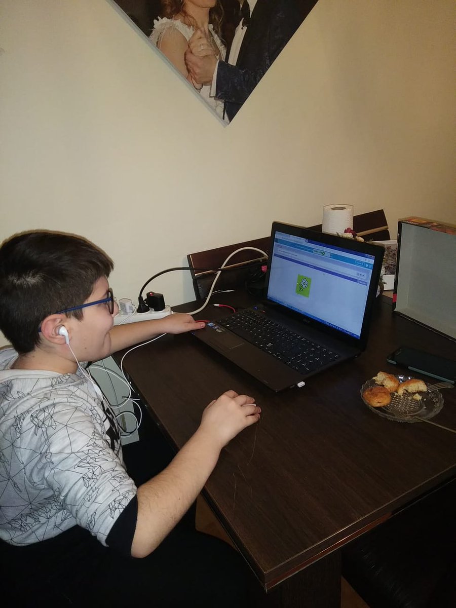 HarezmiKartal's tweet photo. Eğe Sanayi İlkokulu, Harezmi ile kodluyor 
#harezmiylekodluyoruz 
#HourOfCode 
@harezmimodeli @kartalmem https://t.co/oDvV7wNV1K