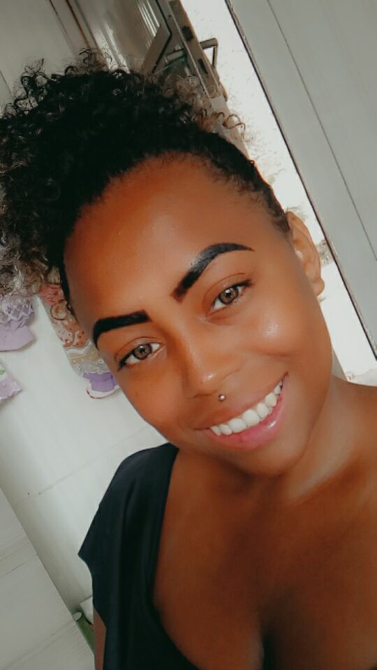 Thaiss487's tweet photo. + um dia na permissão de Deus 🙏😍 https://t.co/fQAEyKN7k9