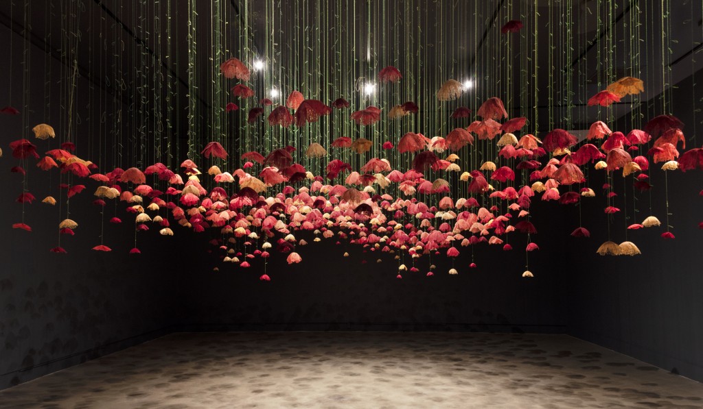 nettculture's tweet photo. Amazing installations & sculptures from Toronto based textile artist Amanda McCavour at https://t.co/EfV4cVirmT "Poppies", 12 x 40 x 30", thread, machinery embroidery, 2018 - ongoing, Photo: Cheryl Rondeau, © Amanda McCavour #art #AmandaMcCavour #poppies https://t.co/isHonbR12i