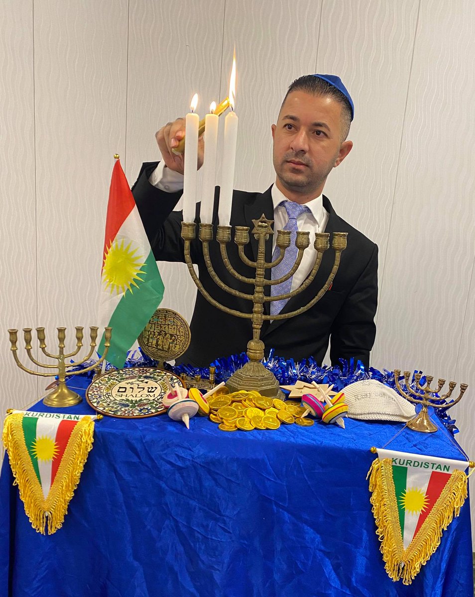 HananyaNaftali's tweet photo. A Kurdish Jew lights #Hanukkah candles in Iraqi-Kurdistan. The Kurdish people are amazing! ❤️

Photo: ראנג' כהן https://t.co/VzLR5aIvXE