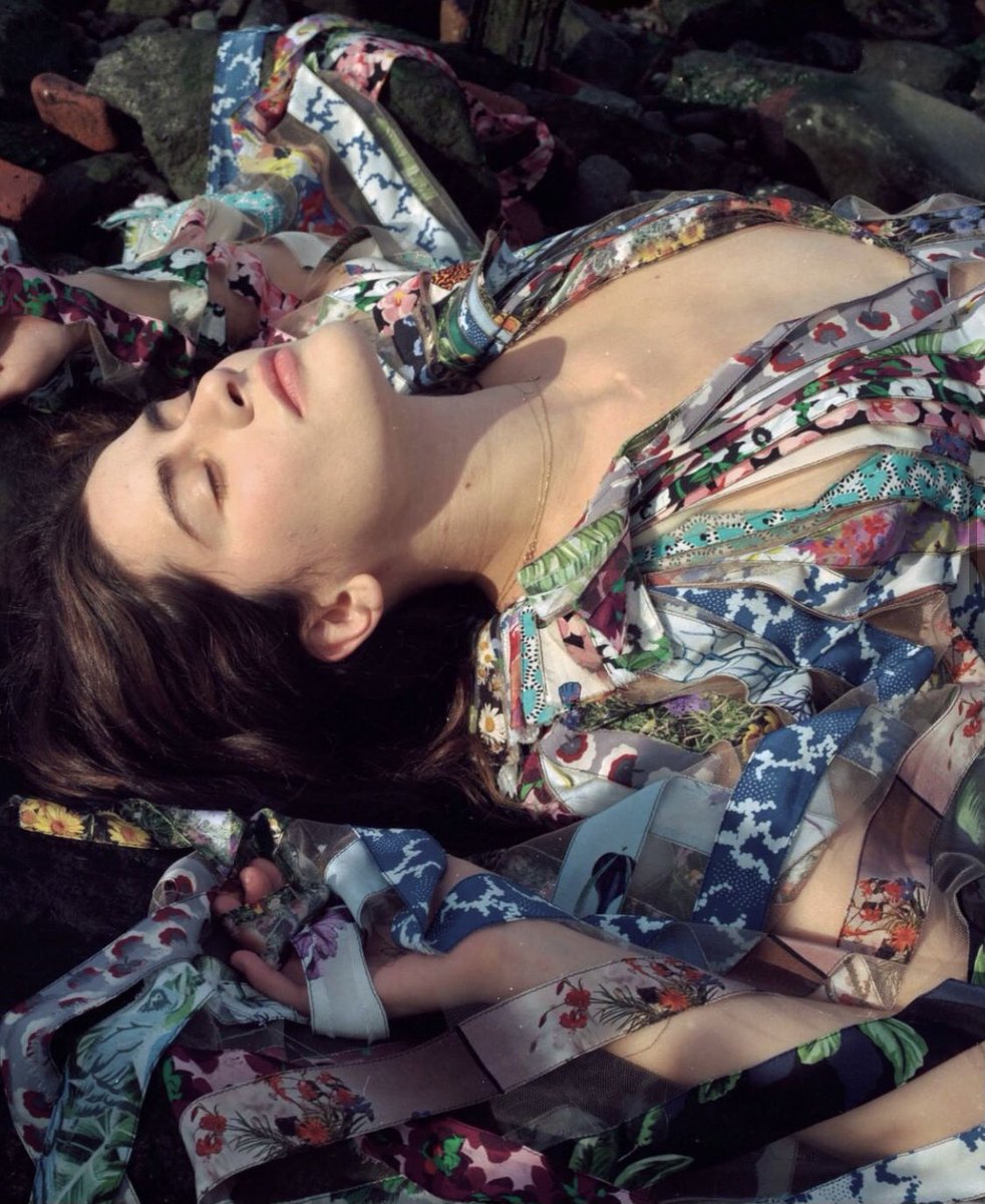 _FashionCouncil's tweet photo. Lauren Singer, Zero-Waste environmentalist @trashisfortossers in @stellamccartney #SS21 collection #sustainability #sustainablefashion #sustainableliving #sustainable #middleeastfashioncouncil #MEFC #MEFW #trashisfortossers #stellamccartney https://t.co/dMW40BUfAP