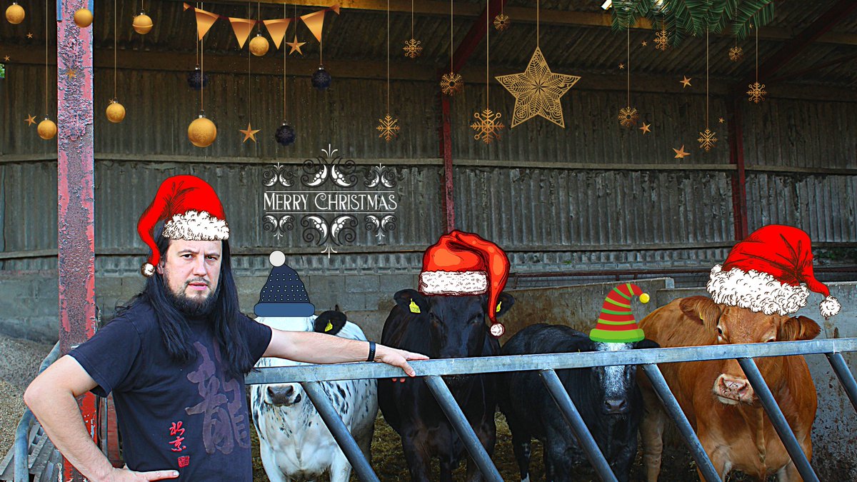 Scripts_forever's tweet photo. Merry Christmas Everyone - Janus Polenceusz with some friendly  cows #MerryChristmas 
@JanusPolenceusz @Colderthananice @Travis_F_Tweets https://t.co/aZBsQlQBwC