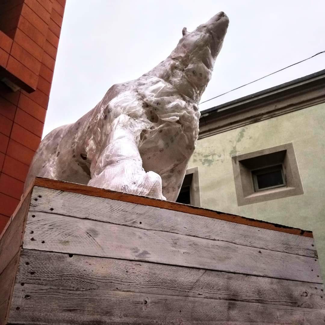 𝙐𝙧𝙗𝙖𝙣 𝙨𝙤𝙪𝙡 – 𝘼𝙣𝙞𝙢𝙖 𝙪𝙧𝙗𝙖𝙣𝙖 preview di una grande mostra diffusa attesa in primavera a #Castelfiorentino con l'artista #antoniomassarutto. Un'esperienza d'arte a cura di #MariaVittoriaGozio e con le collaborazioni dei luoghi della cultura della cittadina.