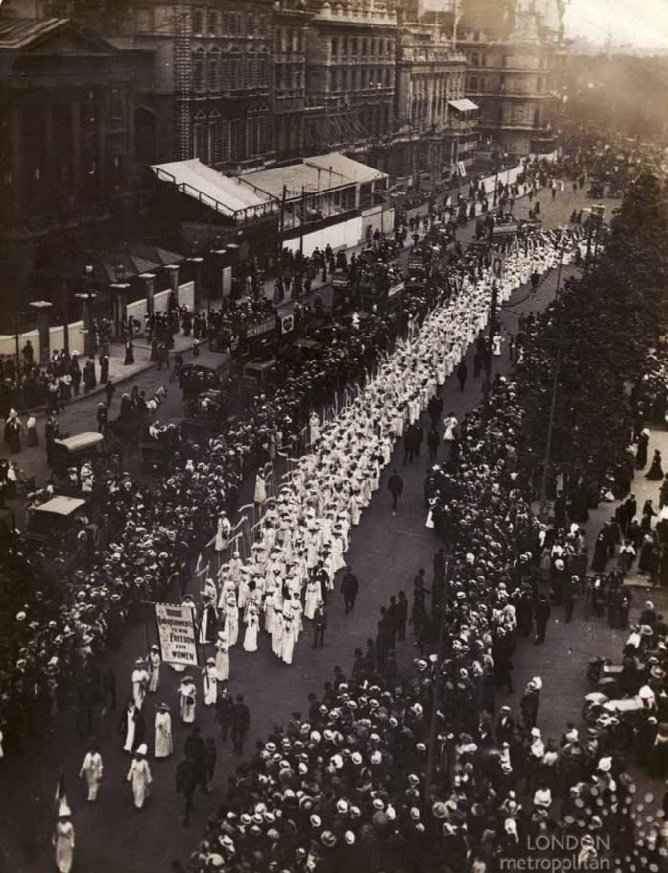 She, along with Edith Downing, organised massive street processions. They directed fellow suffragists in making banners and tapestries. These were magnificent and stylish events. (Photo LSE Women's Library.)