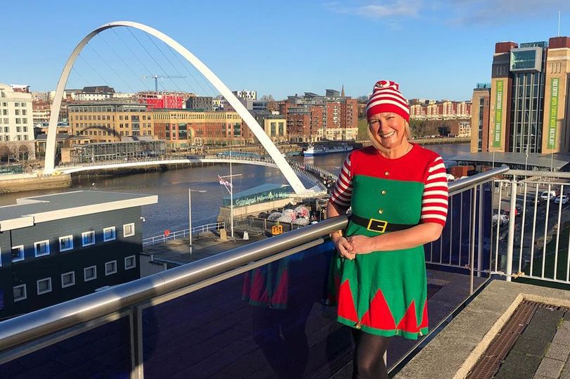 'Bonkers' Christmas mad gran transforms herself into a real life Elf on the Shelf