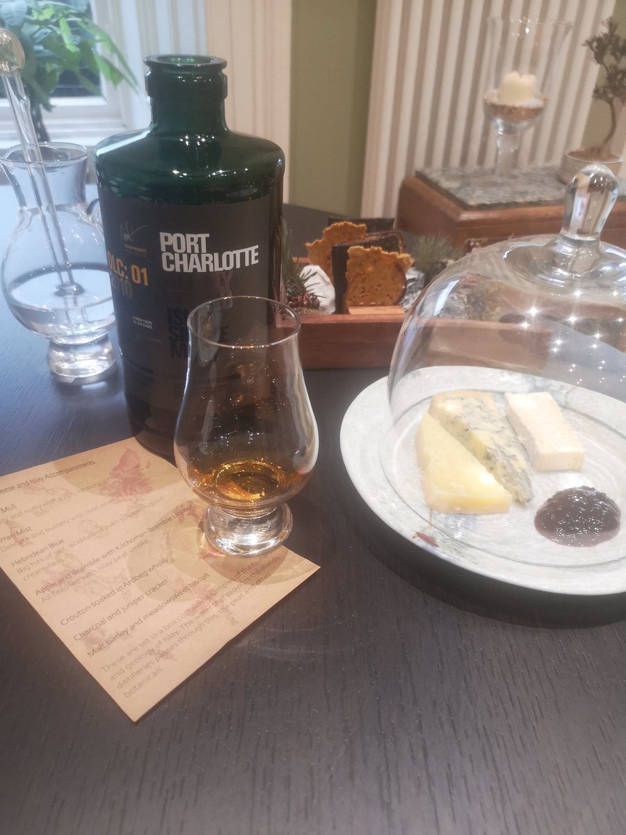 Bruichladdich PC10 oloroso cask to go alongside the Islay and western Isles cheese board. Thanks to @abi_bruichlassie for the help in matching 🙏