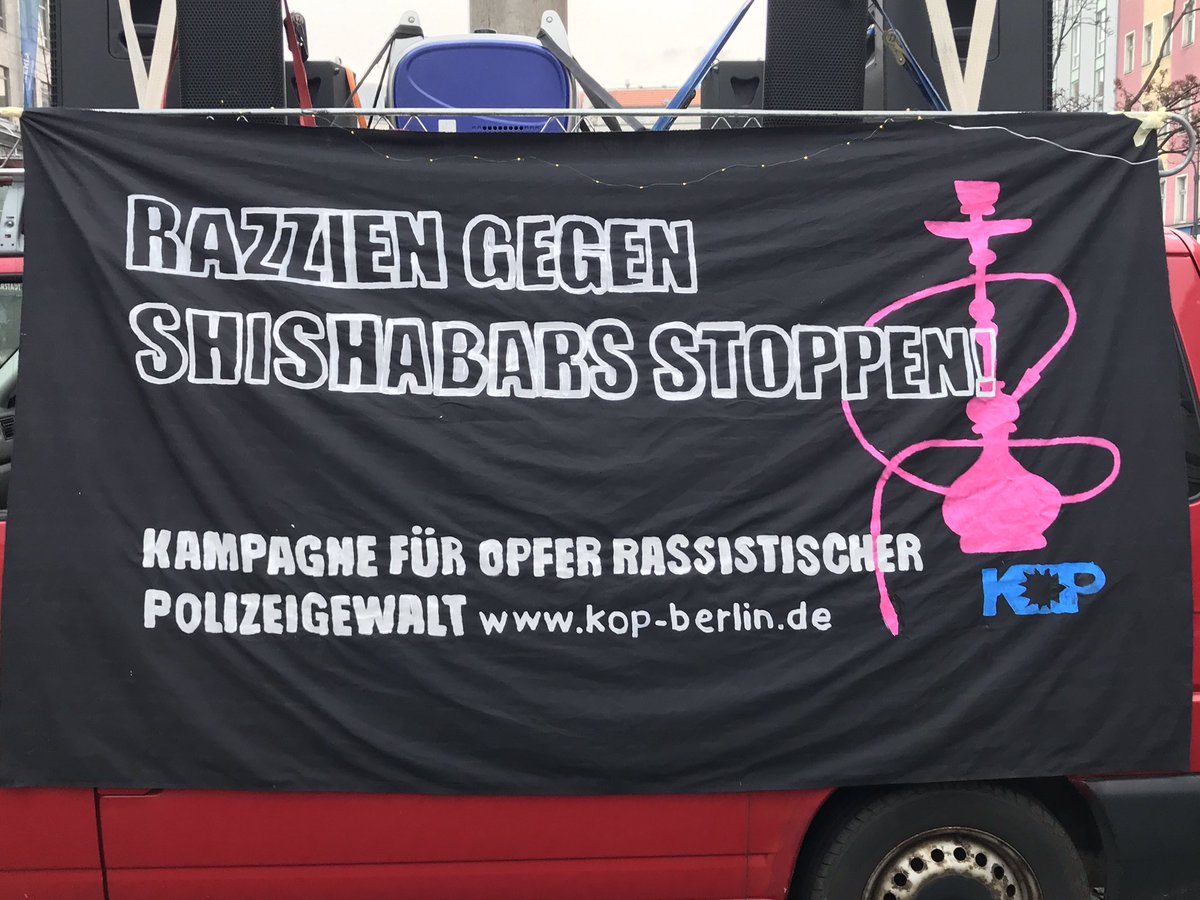 13:54 - hallo bärlin🏴

lauti schon da, menschen auch, kommt rum!

#b1312 #NoJusticeNoPeace