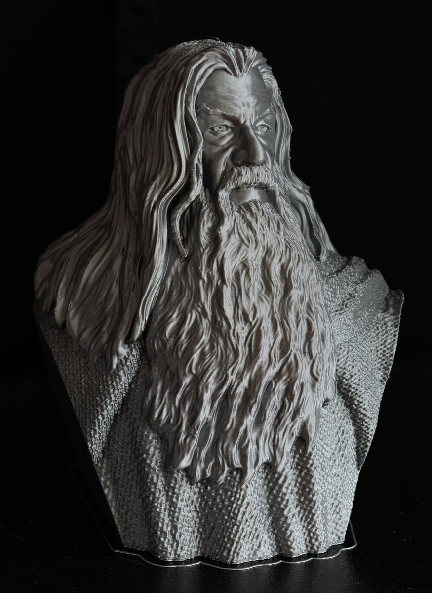 Greg191134's tweet photo. Gandalf (the Grey) from Lord of the Rings by @fotismint printed in 3DKordo silver PLA from @3DPrinTek 

Awesome work again by Fotis on that model 👏 https://t.co/t6waOBEmOz