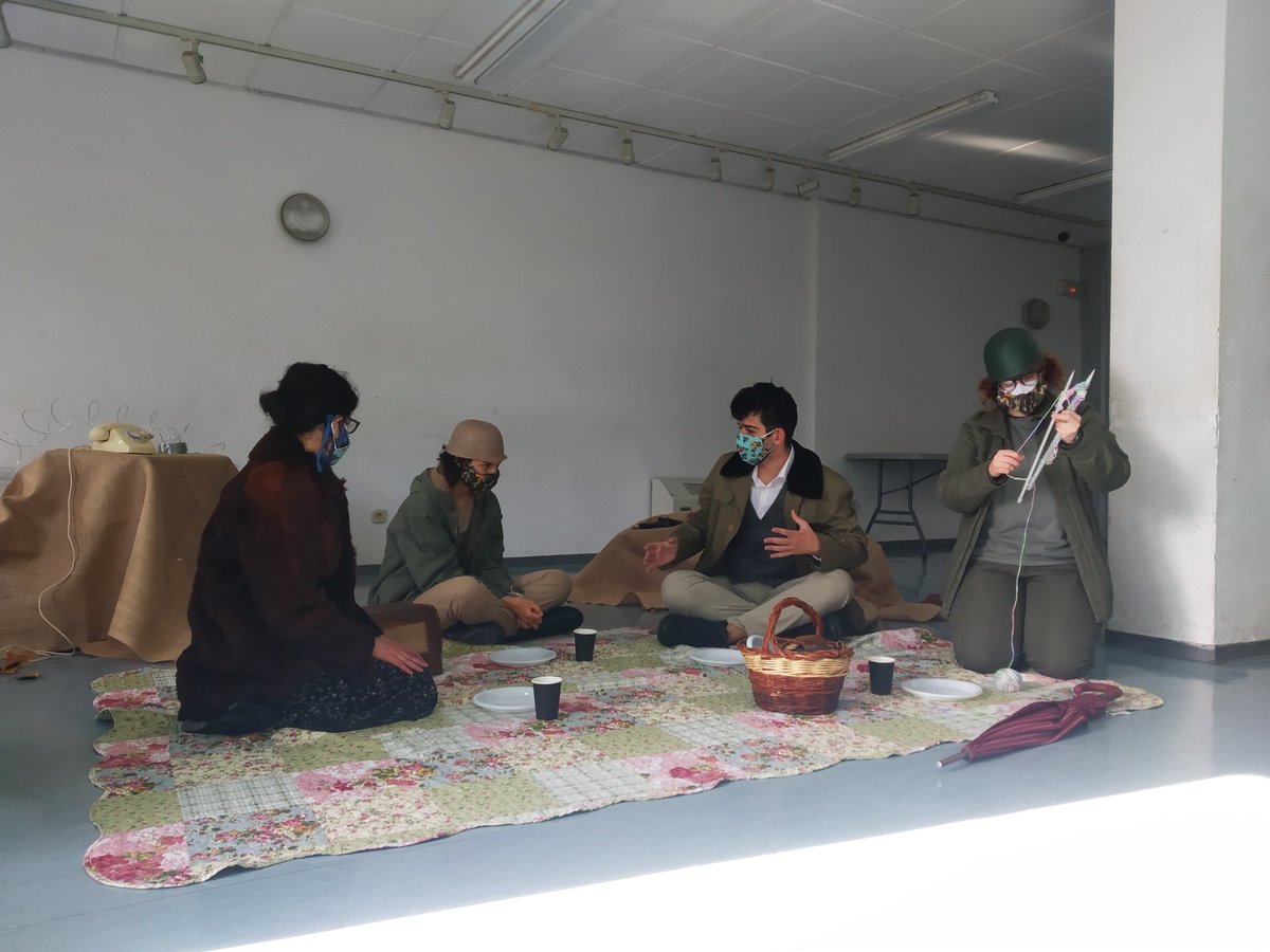 Asoc_Whatever's tweet photo. Hoy ha sido nuestro último ensayo antes de la obra el sábado que viene, y estamos deseando que vengáis a verlo. https://t.co/GQsztWThTU