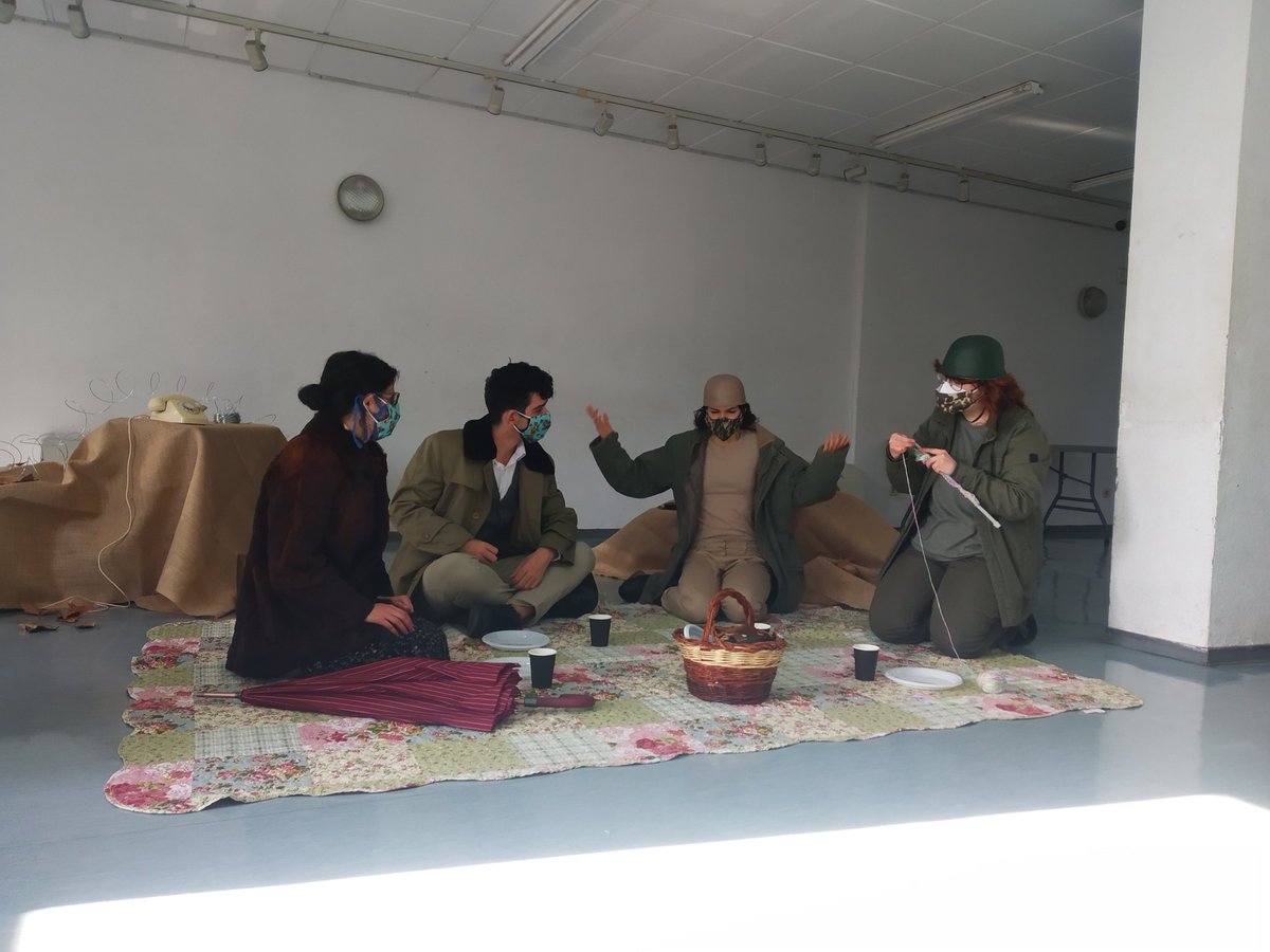 Asoc_Whatever's tweet photo. Hoy ha sido nuestro último ensayo antes de la obra el sábado que viene, y estamos deseando que vengáis a verlo. https://t.co/GQsztWThTU