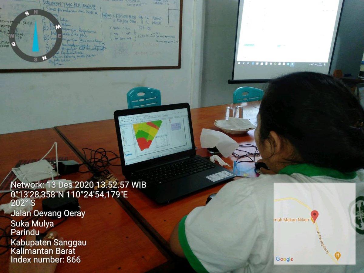 InfoSPKS's tweet photo. We are very happy that after #3days of training we saw the progress of the training participants from the plantation office and representatives from farmer institutions that were able to make maps with the GIS application. @GCFTaskForce @DelonMH @SyahrinaClimate @AidaGreenbury https://t.co/Di8v8USdJW