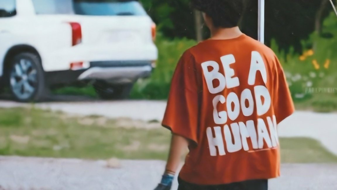 laughkpop's tweet photo. remember! https://t.co/wefYmZw2ds