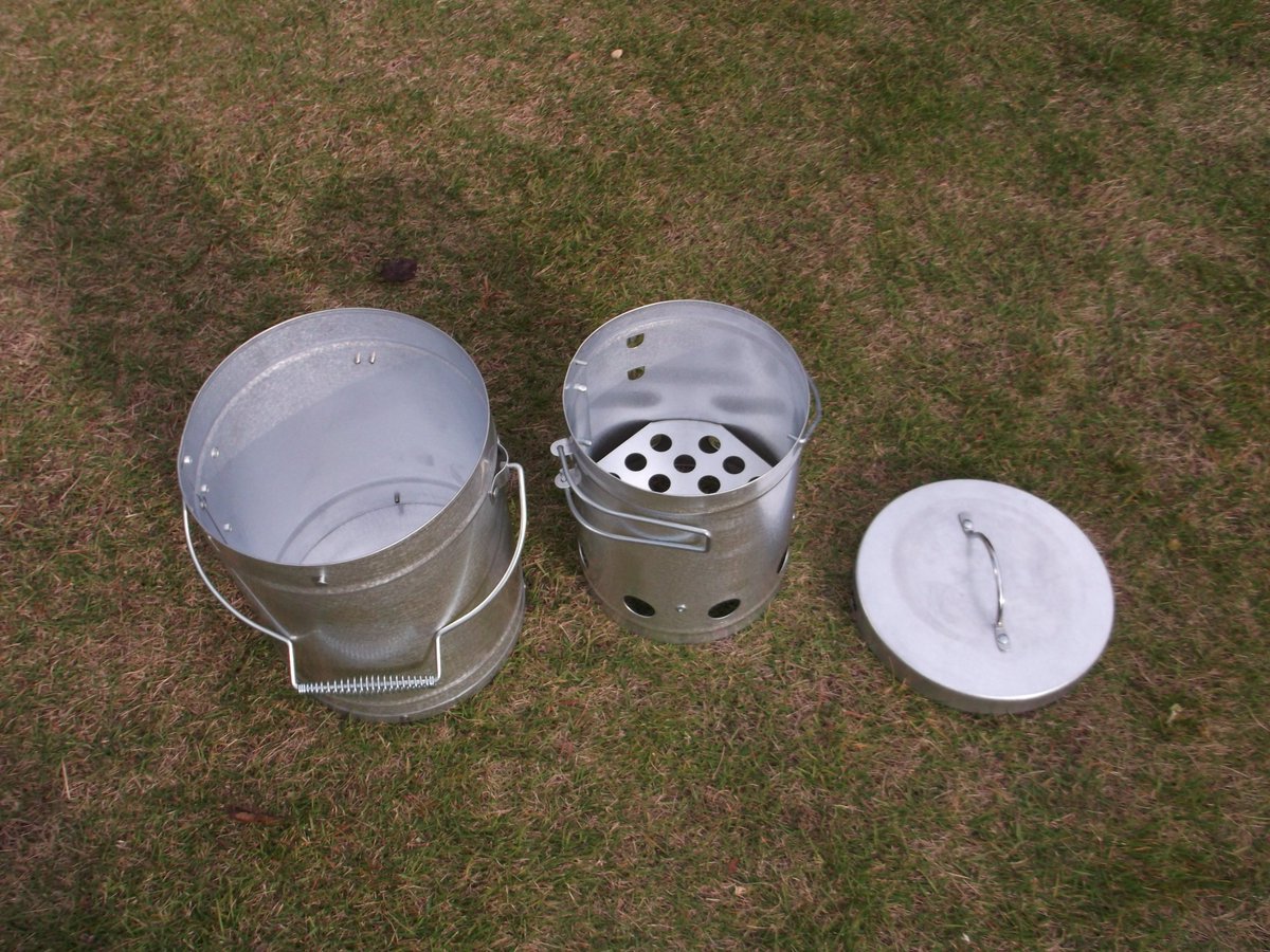 そう だっぺ 昨日届いた これで 備長炭 の火起こしがさらに楽に ソロキャンプ 火起こし器 火消し壺 そう だっぺ 昨日届いた これで 備長炭 の火起こしがさらに楽に ソロキャンプ 火起こし器 火消し壺