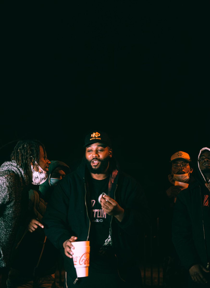meech_sb's tweet photo. Night shot from a new music video dropping January 2021 🤞🏾

📸: Fred Lucas https://t.co/2wUUqdvIba