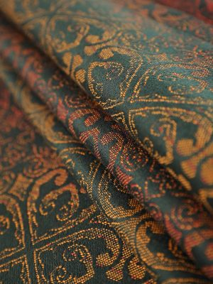 MiddleearthEnts's tweet photo. Our 19th day of #25daysofTolkien honors @OschaSlings. Their high quality baby wraps and slings are handmade and woven in the UK. Pictures don't do their products justice. They are made with extremely nice material and intricate designs. https://t.co/aXQl2SHmQB