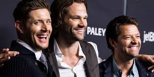 ForeverJason_'s tweet photo. @cw_spn  I'm really sad that Supernatural is over.😭😭
Many thanks to the entire Supernatural team for the 15 years.And many thanks to the great actor @JensenAckles @jarpad and @mishacollins You did a good job.I will miss you guys.😢I love you❤️❤️🥰🥰 https://t.co/KfI0l9B8GB
