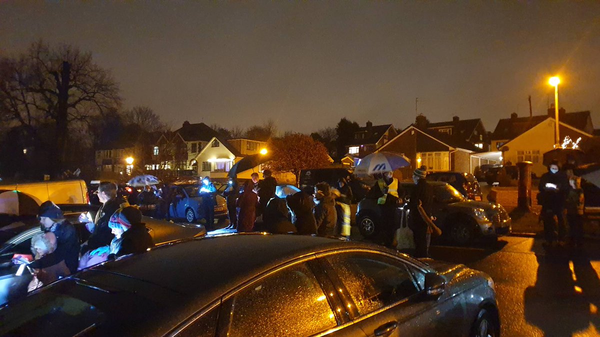 StBarts_Church's tweet photo. Carols on the village green. The rain stopped and the people came...
Next year roast chestnuts hot mince pies and mulled wine maybe? We prayed for no rain. Next year a flutter of snow? https://t.co/1aLCAYz55p