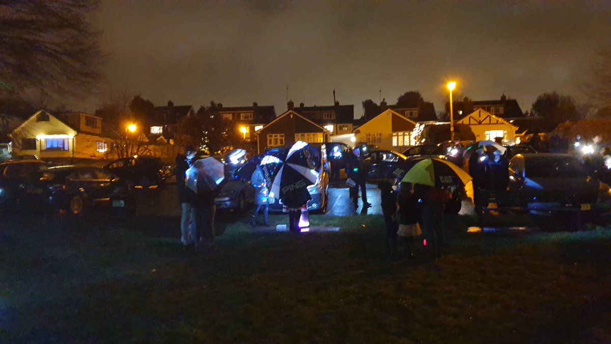 StBarts_Church's tweet photo. Carols on the village green. The rain stopped and the people came...
Next year roast chestnuts hot mince pies and mulled wine maybe? We prayed for no rain. Next year a flutter of snow? https://t.co/1aLCAYz55p