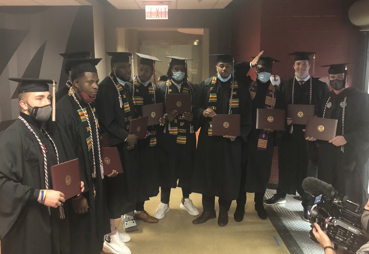 JCJetsFootball's tweet image. Congratulations to #NextLevelJet Labryan Ray on receiving his degree Saturday. #postgame           ✈️ XNA—TCL