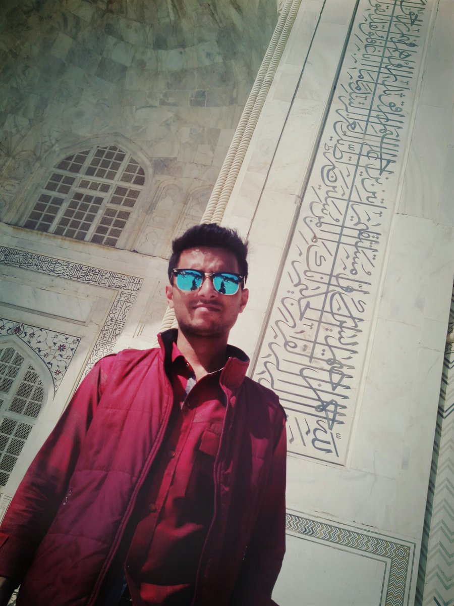 saroshofficials's tweet photo. A photograph shouldn't be just a picture, it should be a philosophy...😎
-via #photography_by @shaheerofficia 📸 https://t.co/41nhSNyJ9l