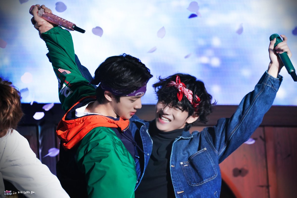 бтс-5. бтс фото. мэджик шоп бтс чимин. Bts 5th master. школы магии бтс.