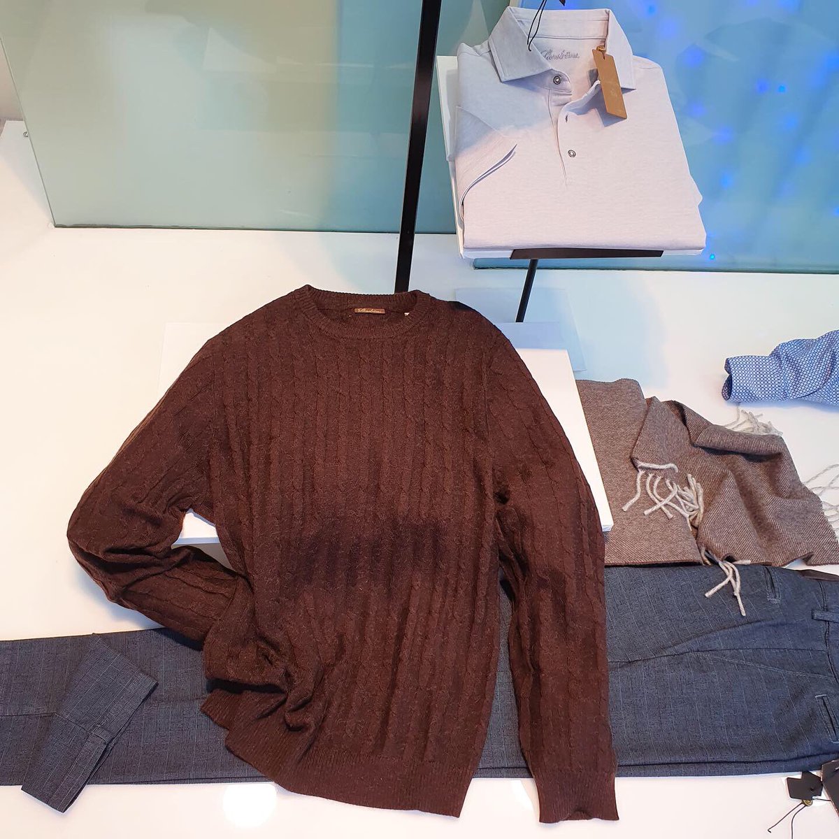 RFmenswear's tweet photo. @stenstroms_official AW_โ020 collection in store now
#stenstroms #winterwear #winter #chino #trousers #menswear #mensfashion #designerlife #luxury #autumn #casual #casuals #casualstyle #casualscene #casuallyobsessed #aw20 #fashion #robertfuller #robertfullermenswear #banstead https://t.co/hKYPALvGLx