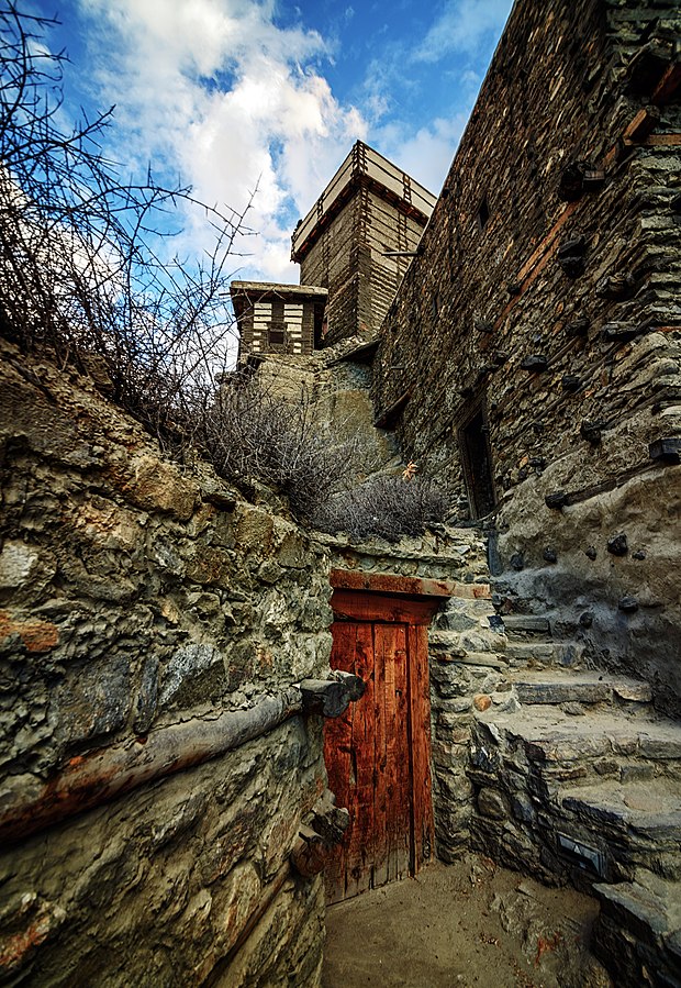 Altit FortConstructed in the 11th Century the fort housed the Hunza royalty.It is located on a steep cliff on the Hunza river, its most prominent feature being its shikara watch tower.Its position on the cliff makes it very formidable.
