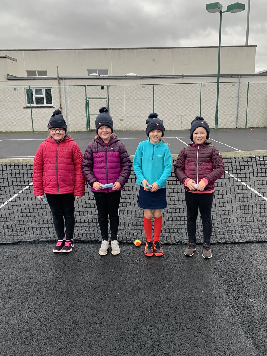 KtennisL's tweet photo. Some of our girls were happy to receive a Player of the year award. All the girls have been fab this year, in what has been a very strange time. We’ve had an amazing year of sessions, and all the girls have improved and grown in confidence. @Miss_Hits @projecthawick @JudyMurray https://t.co/XxAWHf6EIh