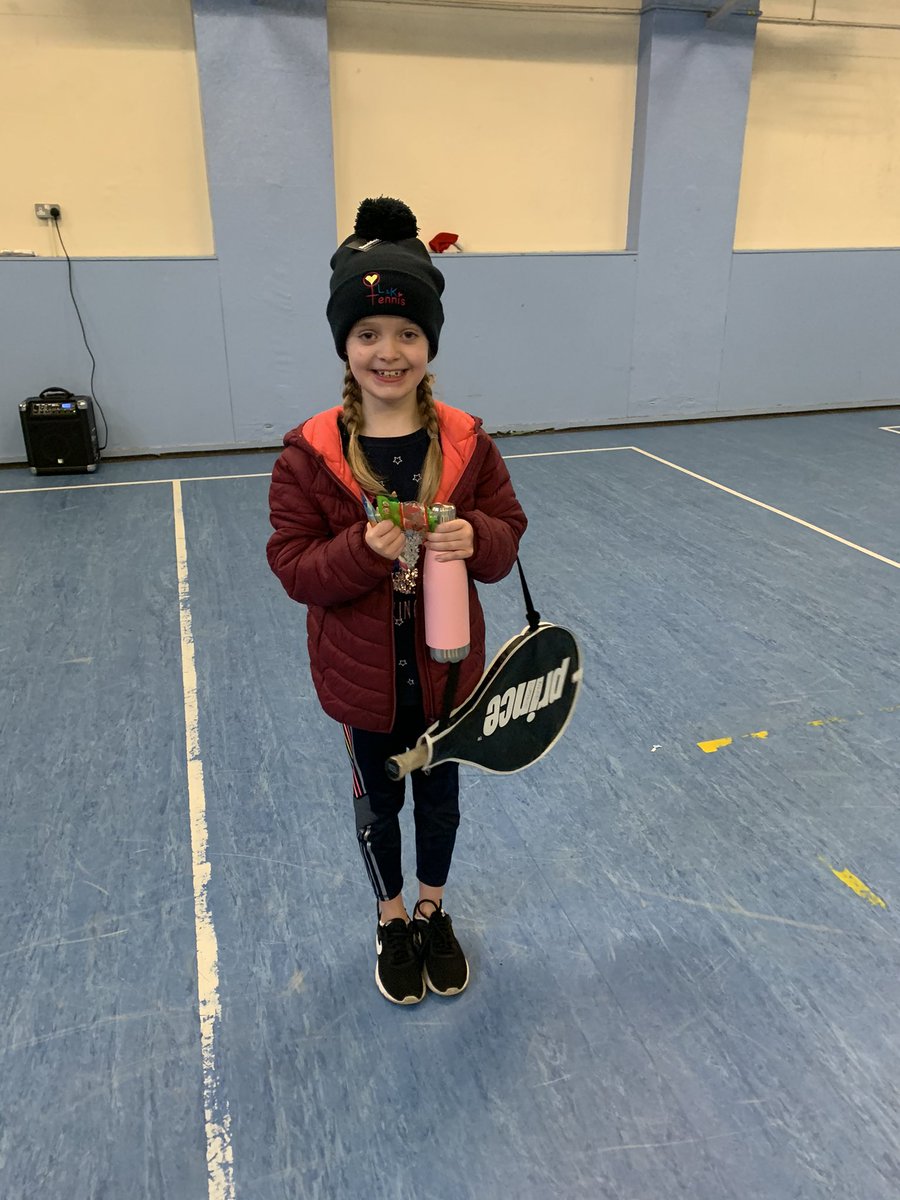 KtennisL's tweet photo. Some of our girls were happy to receive a Player of the year award. All the girls have been fab this year, in what has been a very strange time. We’ve had an amazing year of sessions, and all the girls have improved and grown in confidence. @Miss_Hits @projecthawick @JudyMurray https://t.co/XxAWHf6EIh