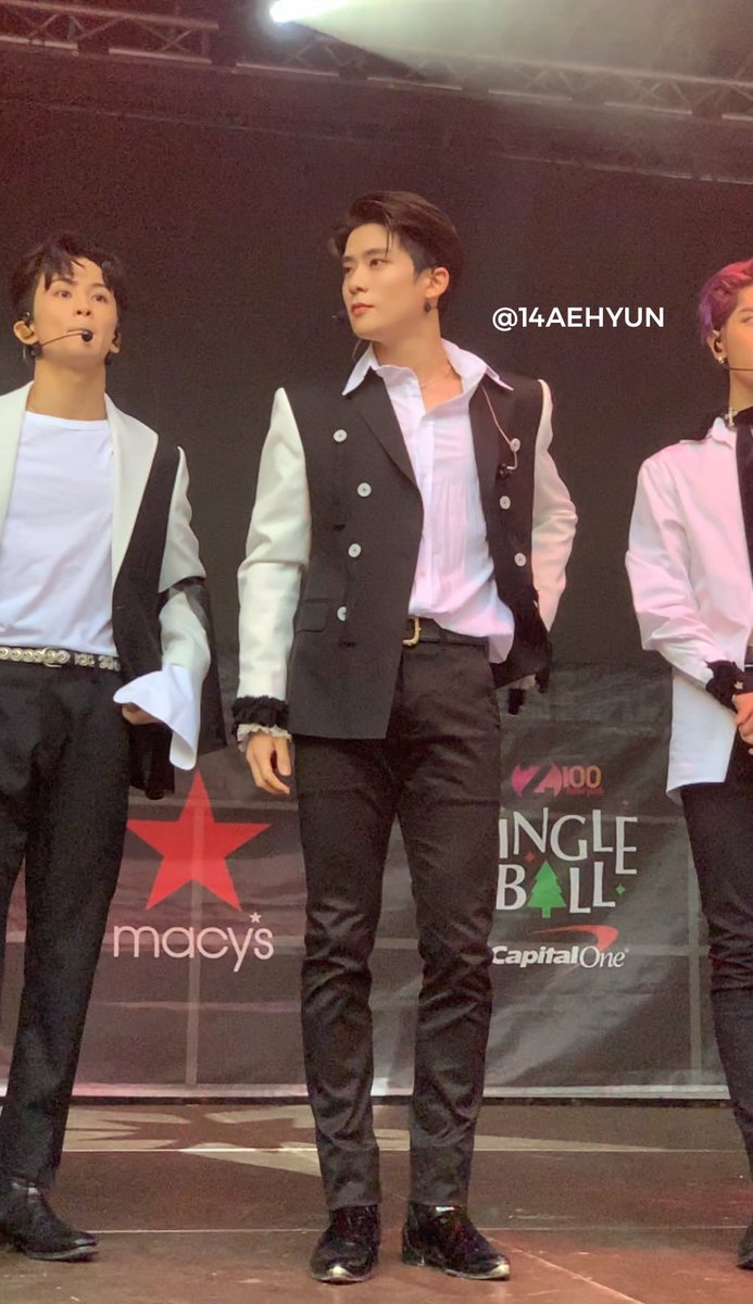 이건...갤러리에 한 장쯤은 다들 있잖아요...