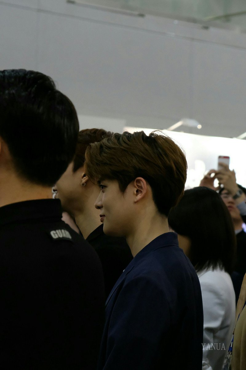 이건...갤러리에 한 장쯤은 다들 있잖아요...