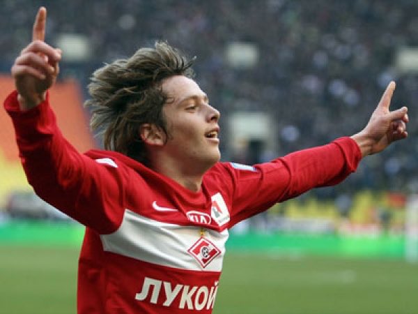 Jano Ananidze, chômage. 45 sélections 1 Premier-Liga, 1 Coupe, 1 SupercoupePlus jeune buteur de Russie avec le Spartak à 17 ans et 8 jours, il y passe 13 ans et résilie en janvier 2020. Depuis : Famagouste, Volgograd et une blessure au genou qui termine son contrat.