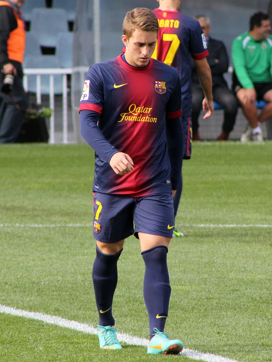 Gerard Deulofeu, footballeur. Udinese 4 sélections 1 Ligue Europa, 2 LigaLancé par Guardiola après 8 ans à la Masia, il ne s’impose pas ensuite et part en prêt (Everton, Séville). Racheté en 2017 par Barcelone, il part 1 an après à Watford, à qui il appartient encore.