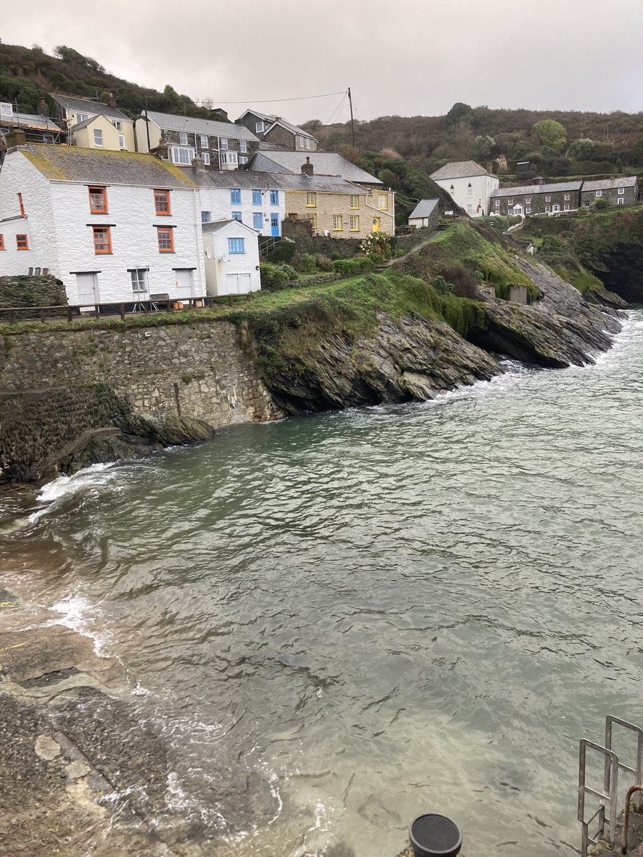 ChaddTrevor's tweet photo. This is what you call a room with a sea view. Lugger hotel Portloe Cornwall. https://t.co/6aOUKKpwCv