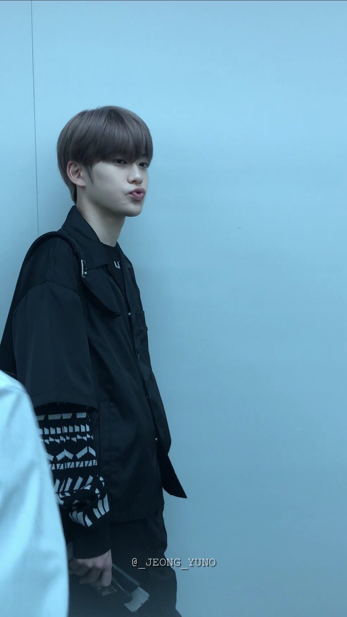 이건...갤러리에 한 장쯤은 다들 있잖아요...