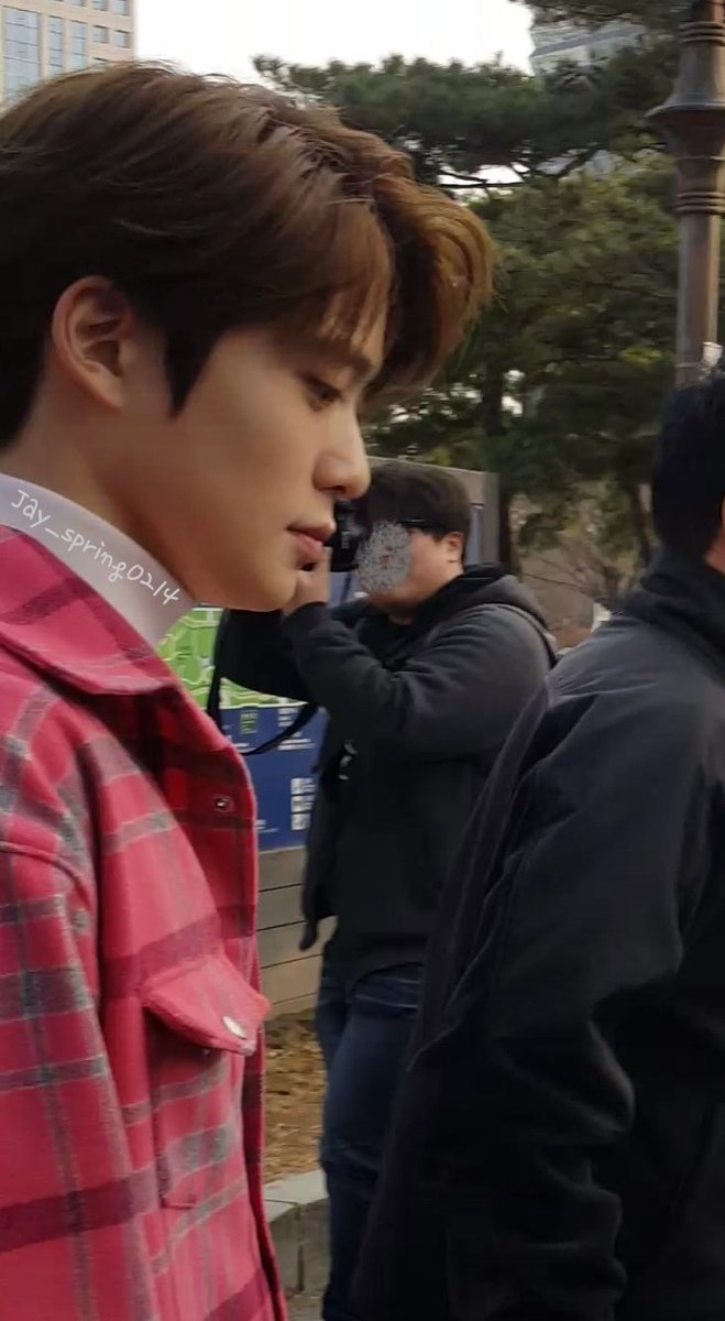 이건...갤러리에 한 장쯤은 다들 있잖아요...