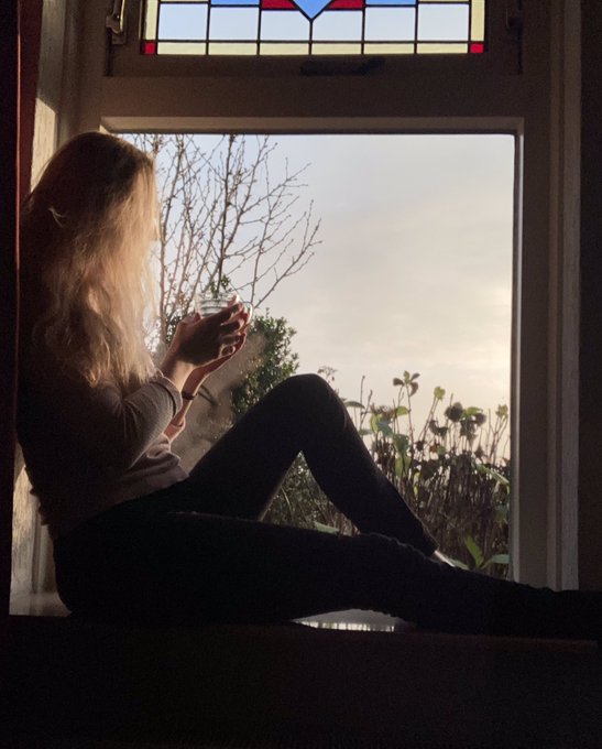Happy Sunday!  Family just left and the sun came out as well goes down. Enjoy the evening ahead 😘 https://t<a href="/tag/onmfc"class="tags"><span>#onmfc</span></a>
